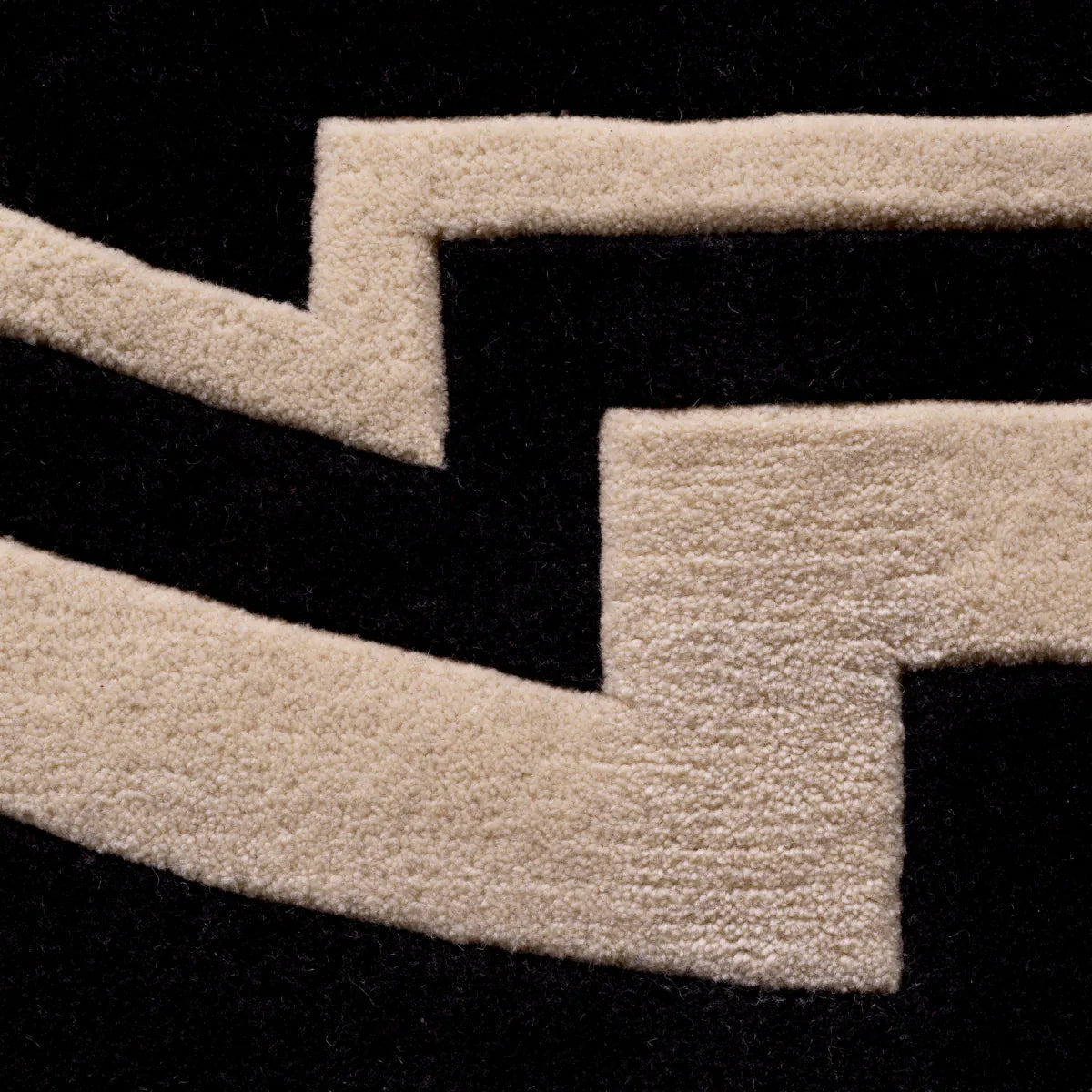 Palazzo Circular Rug | Black