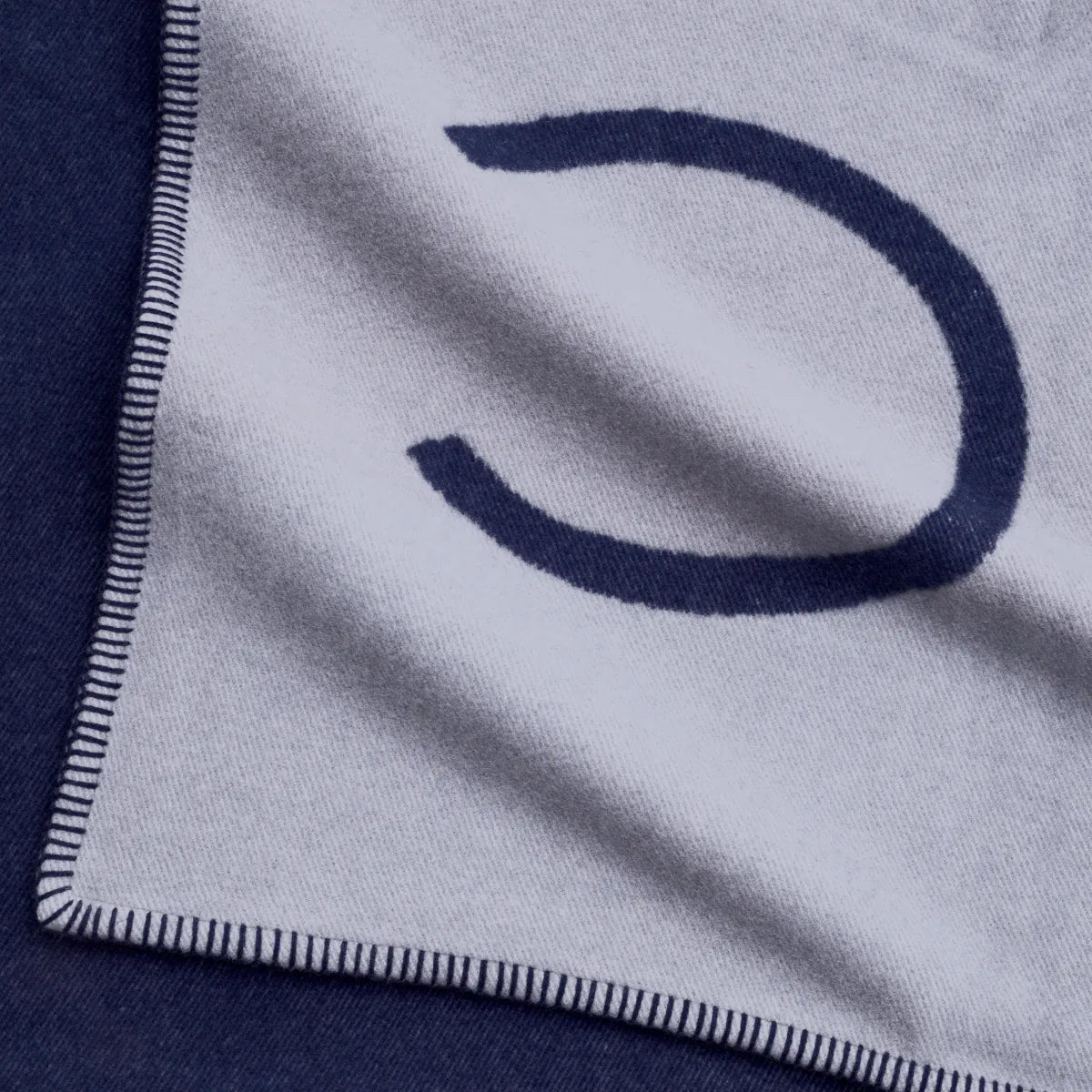 Legacy Plaid Throw | Blue