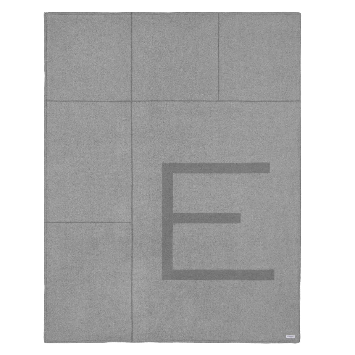 Signature Plaid Throw | Grey