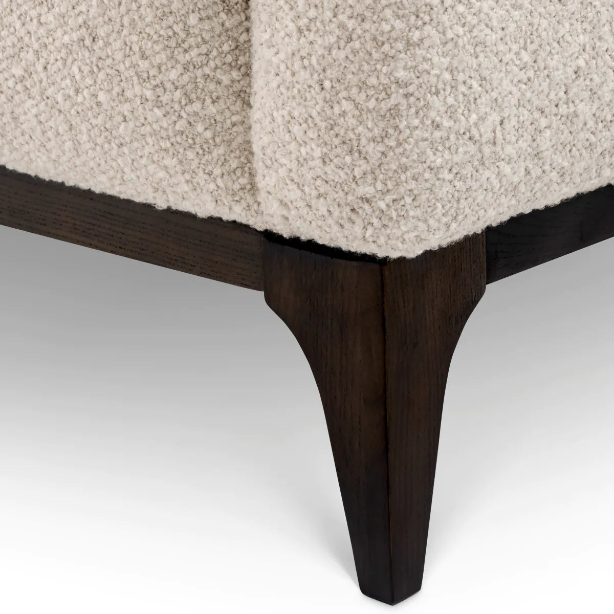 Brânnan Sofa