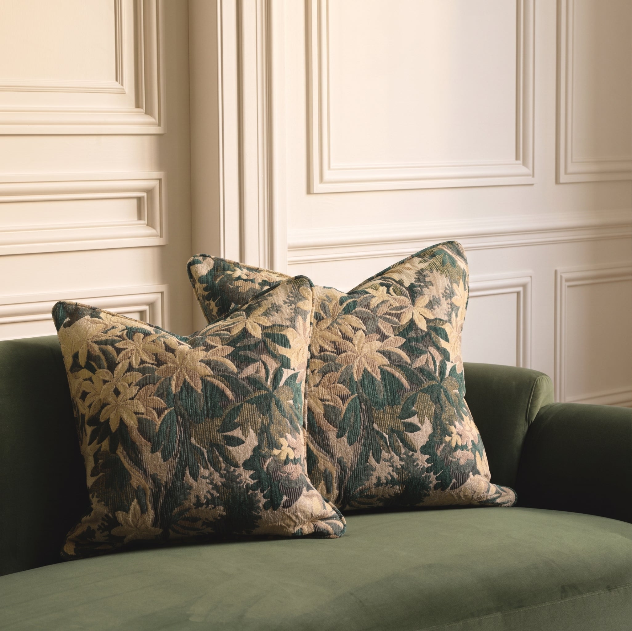 Marston Tapestry Jacquard Pillow | Small