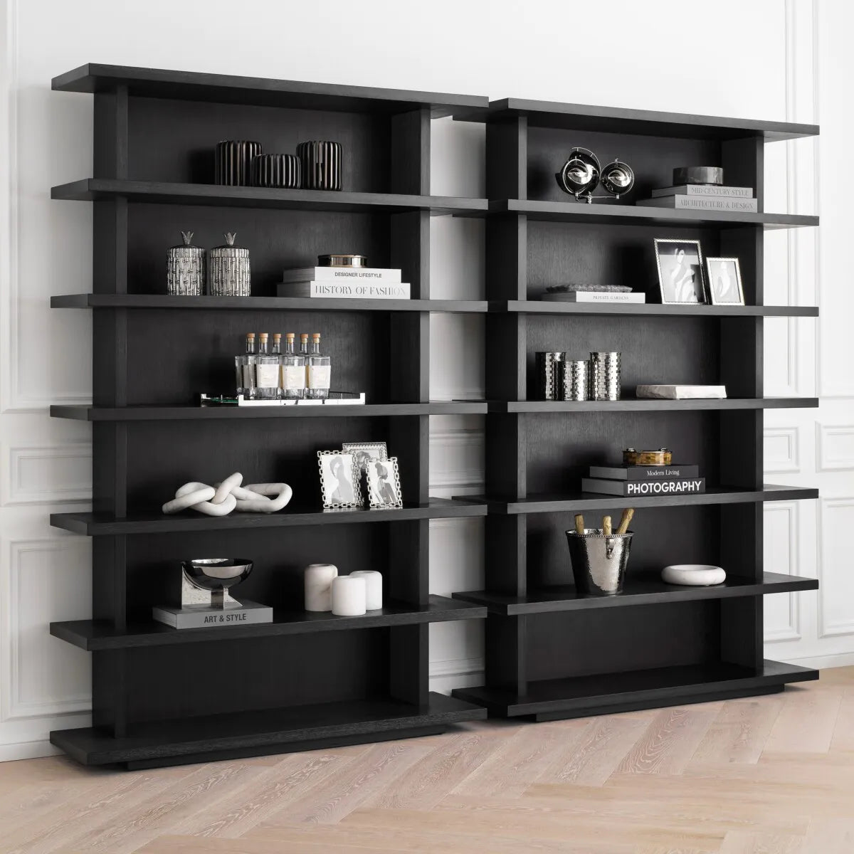 Malin Bookshelf