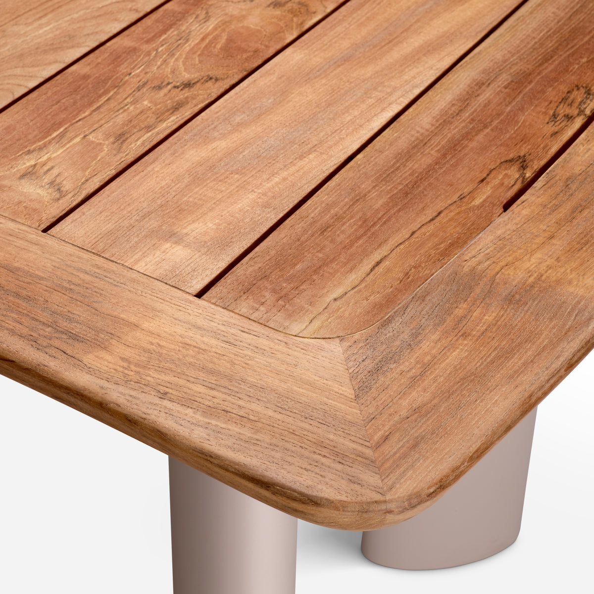 Osario Outdoor Dining Table