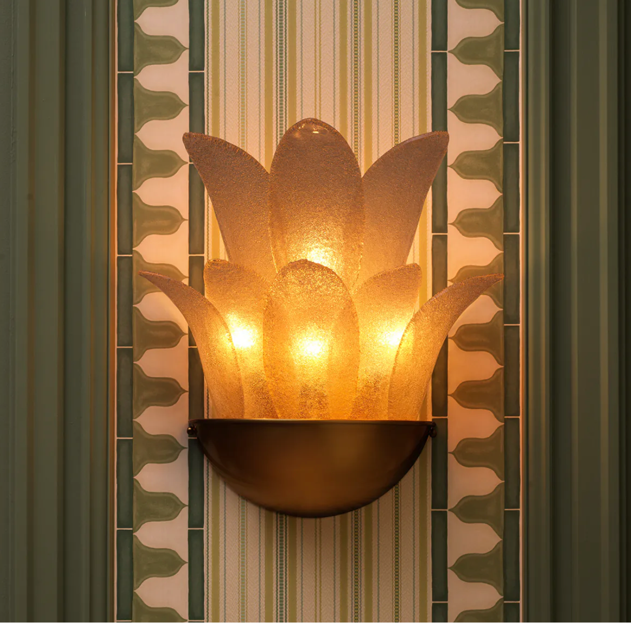 Melrose Sconce