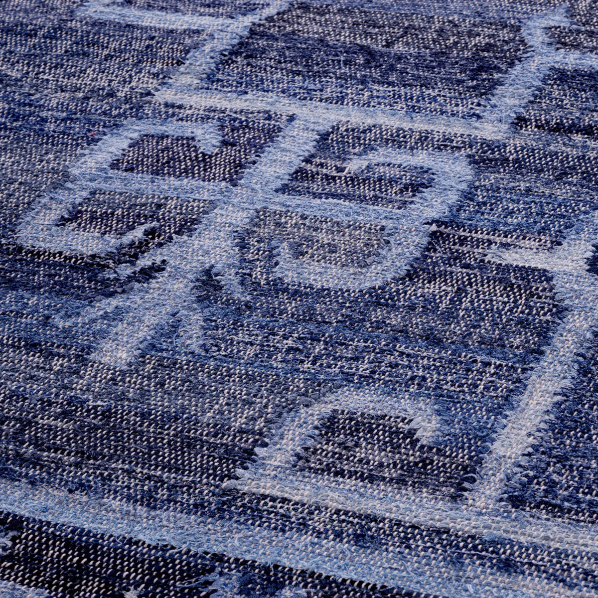 Azurea Area Rug