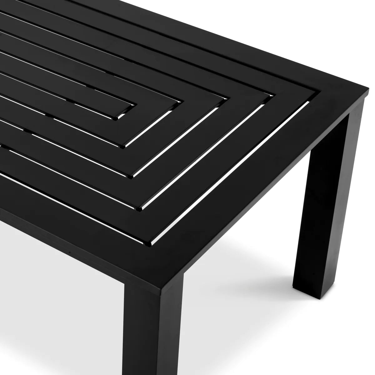 Vistamar Outdoor Dining Table