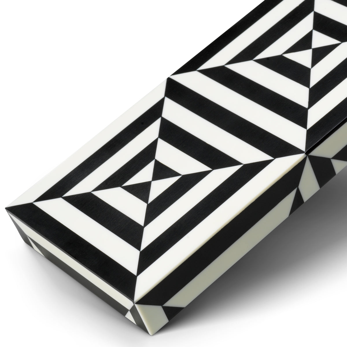 Hawtrone Box