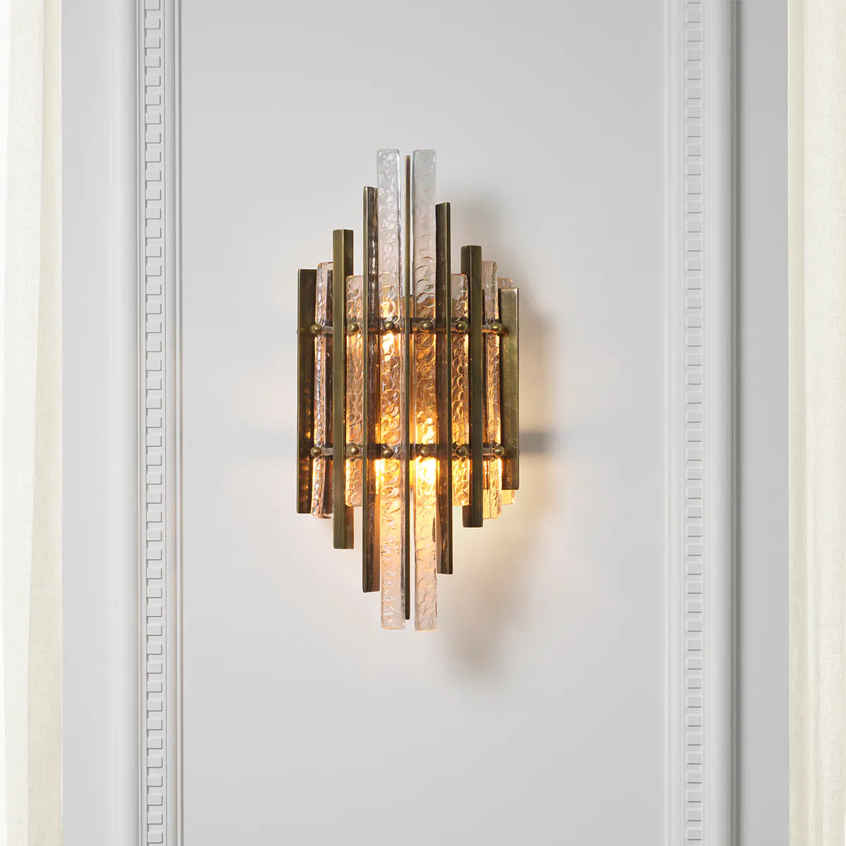 Leonora Sconce