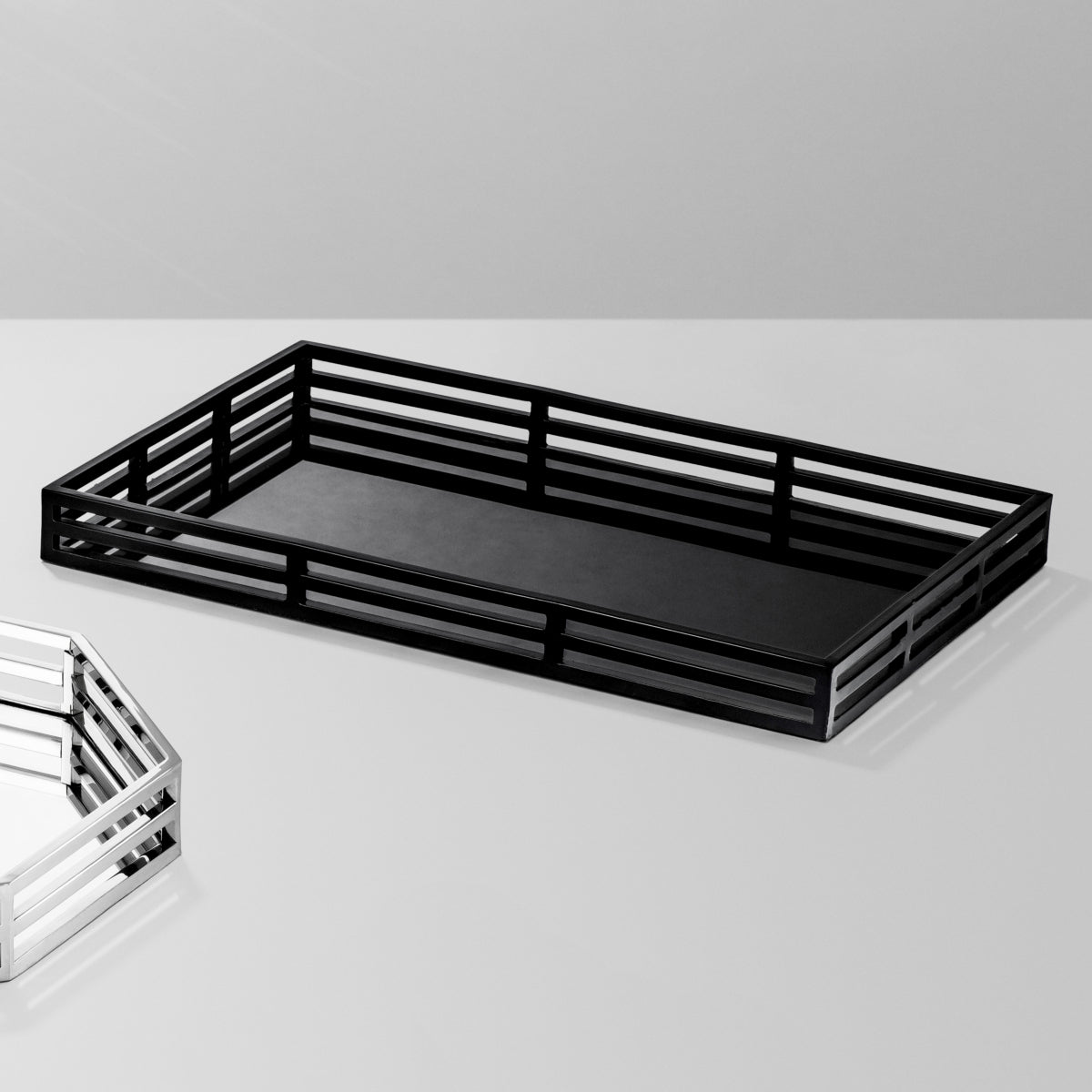 Giacomo Tray
