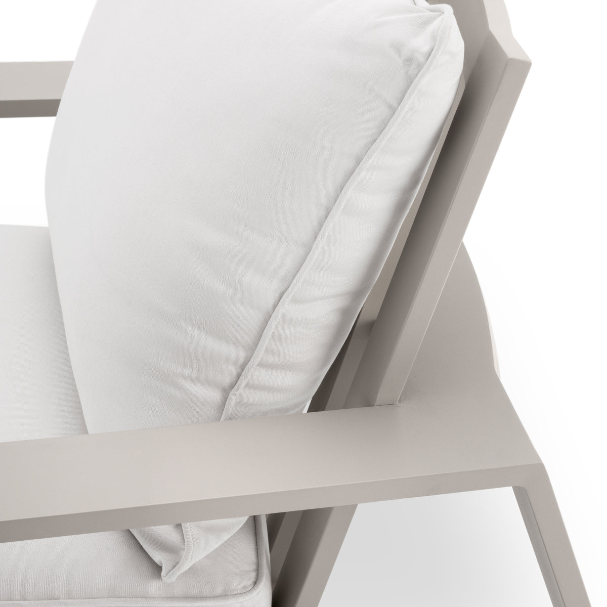 Belle Vue Outdoor Armchair | Sand