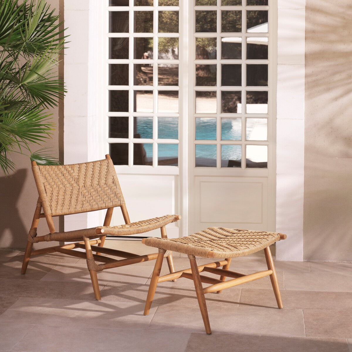 Laroc Outdoor Chair and Foot Stool