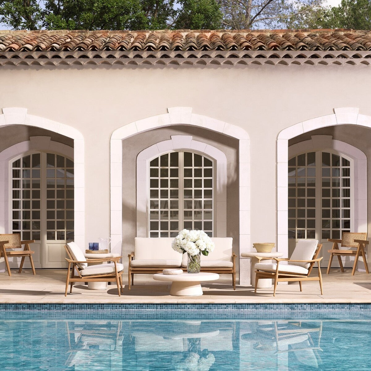 Manzo Outdoor Sofa