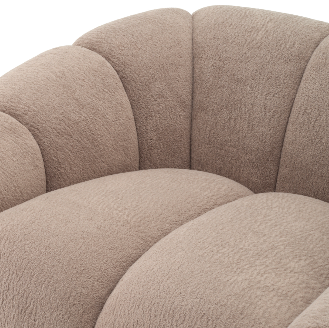 Gavona Lounge Chair